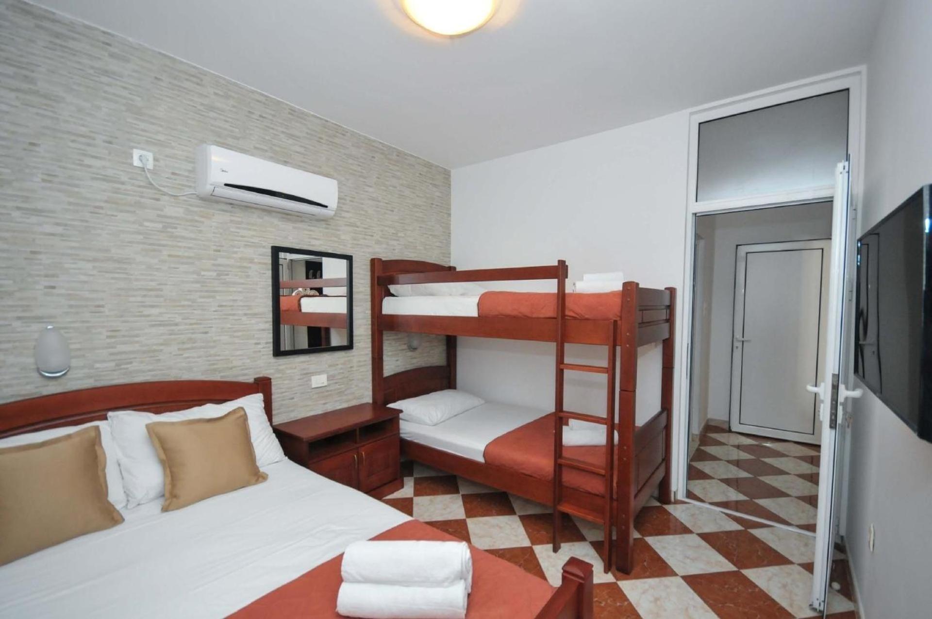 Ferienwohnung Fuer 4 Personen Ca 55 M In Budva, Adriakueste Montenegro Kueste Um Budva Eksteriør bilde